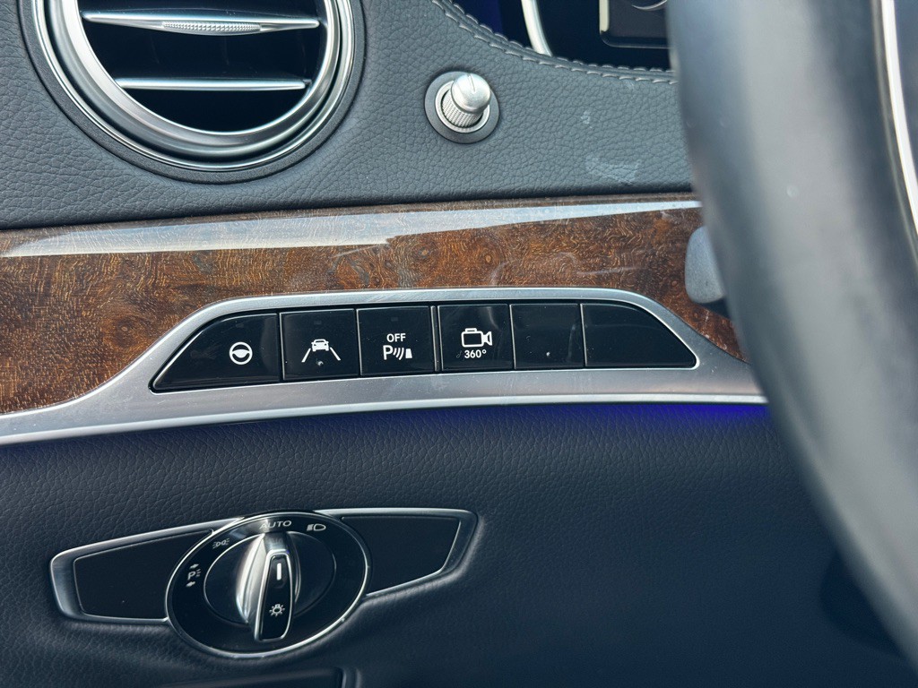 2015 Mercedes-Benz S-Class Image 13