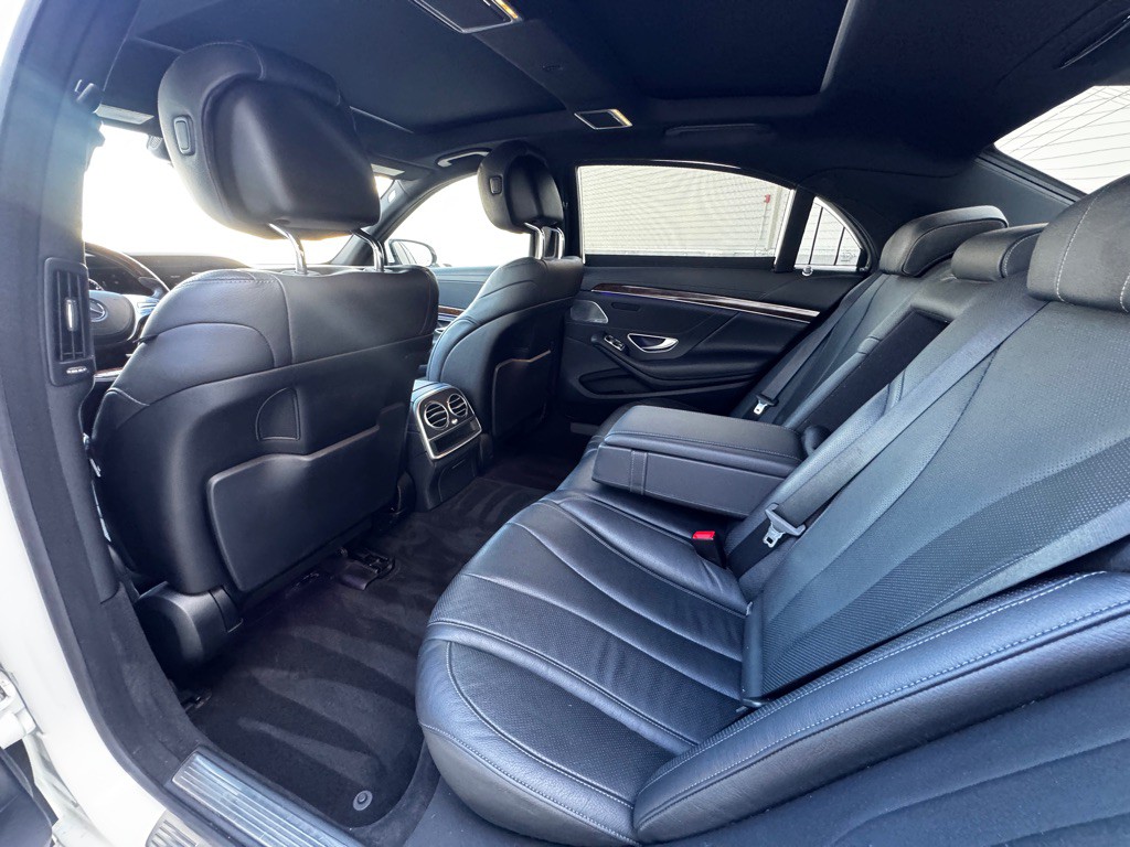 2015 Mercedes-Benz S-Class Image 16