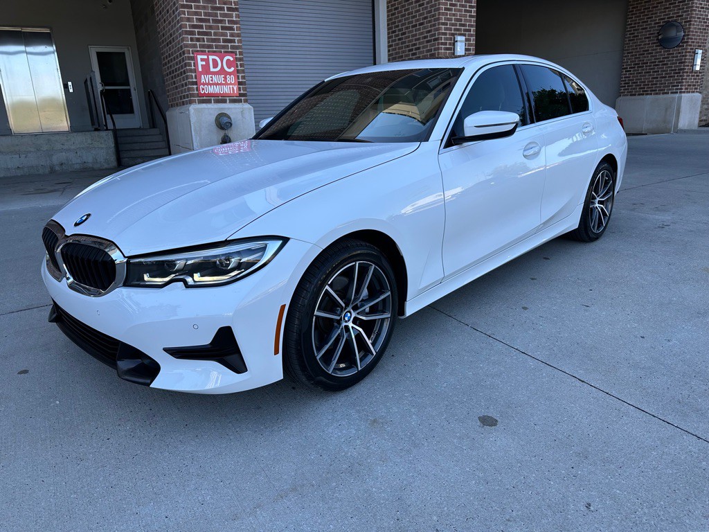2019 BMW 3 Series Image 3