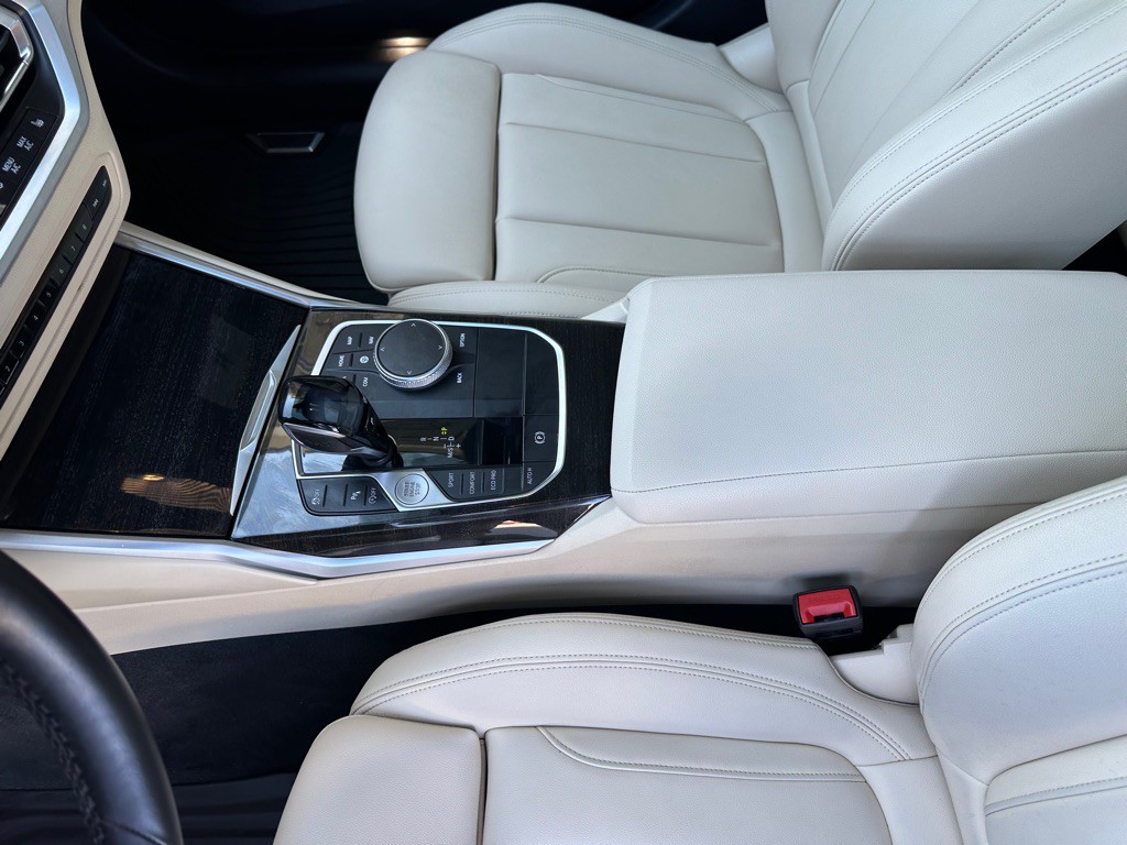2019 BMW 3 Series Image 13