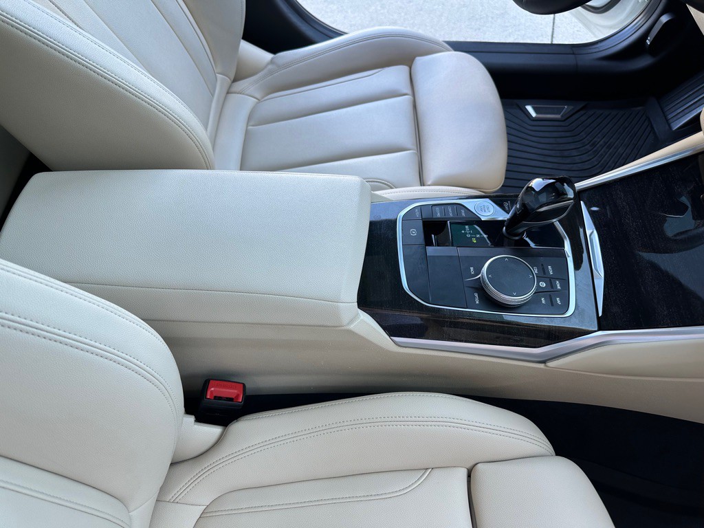 2019 BMW 3 Series Image 26