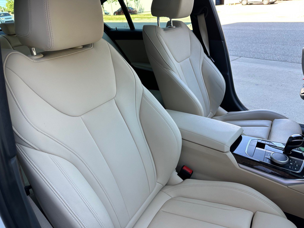 2019 BMW 3 Series Image 28