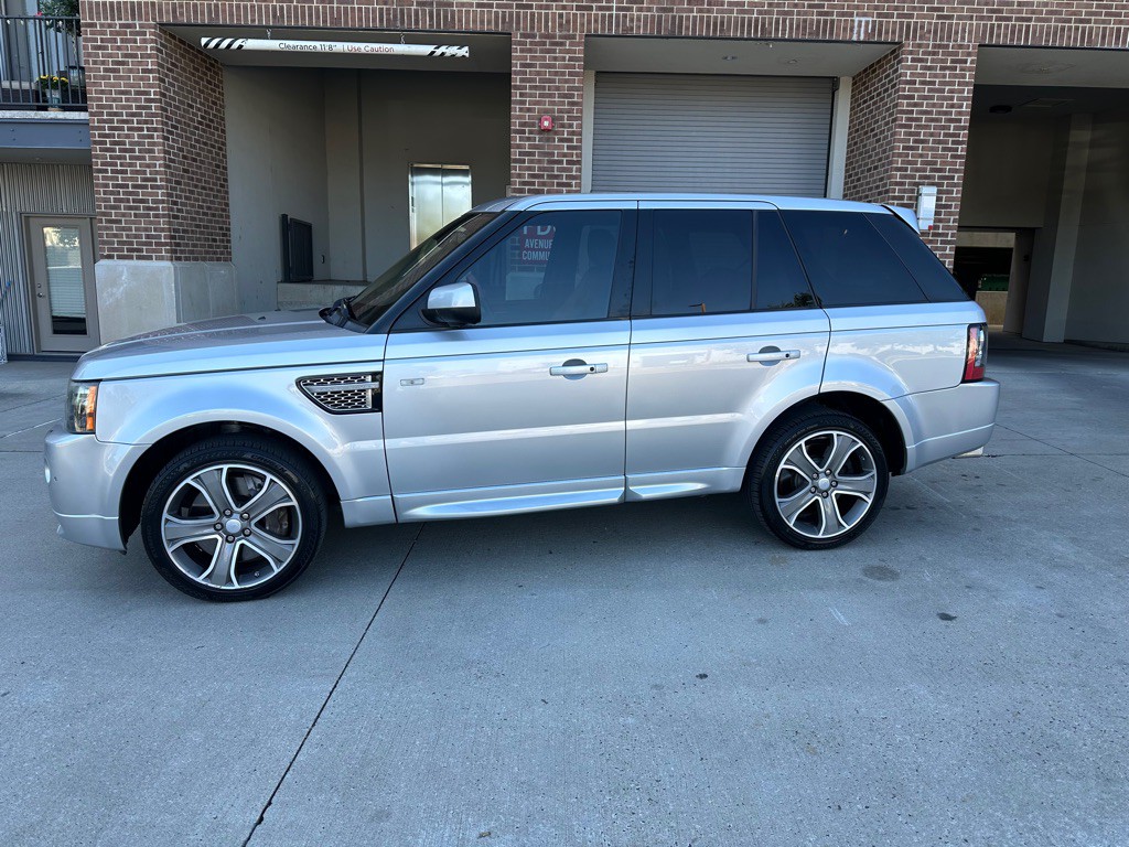 2012 Land Rover Range Rover Sport Image 4