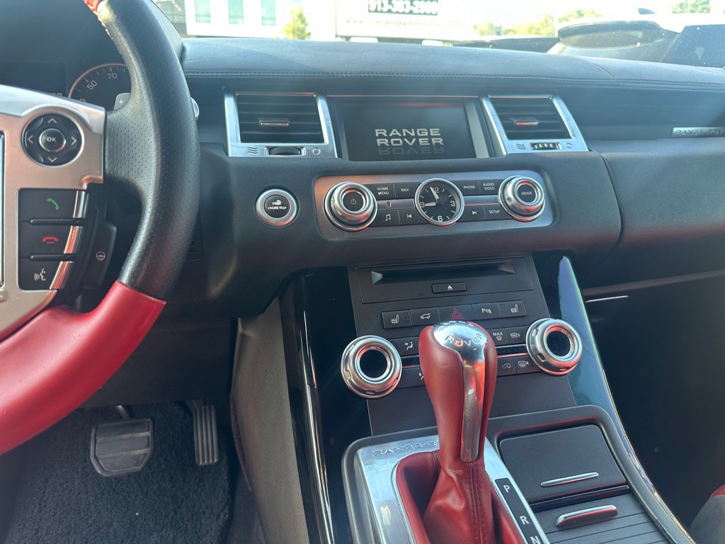 2012 Land Rover Range Rover Sport Image 13