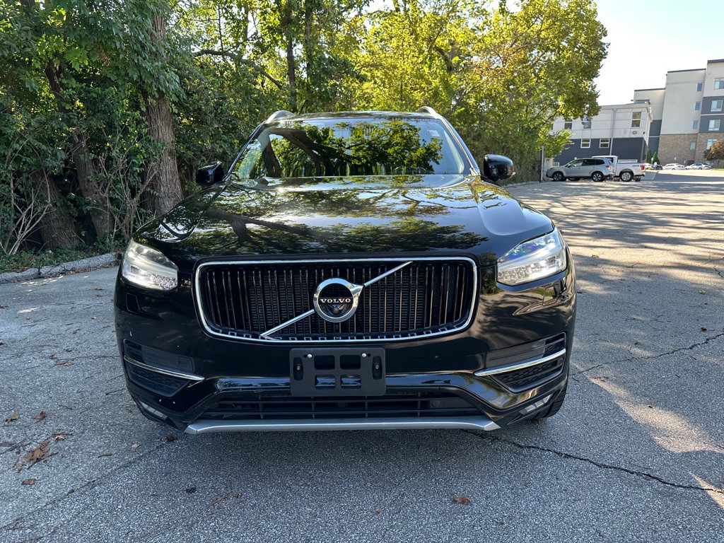 2017 Volvo XC90 Image 2