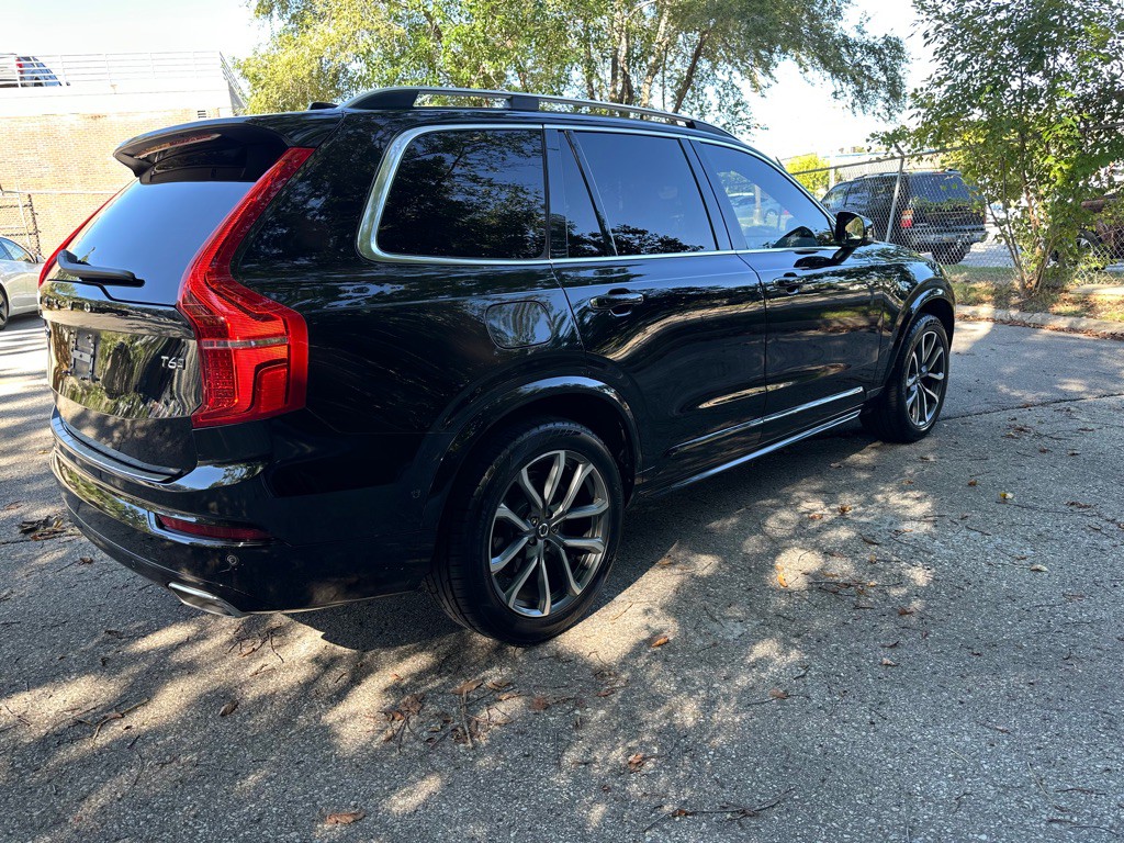 2017 Volvo XC90 Image 7
