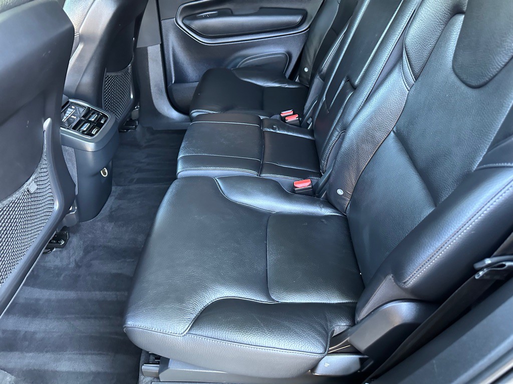 2017 Volvo XC90 Image 17