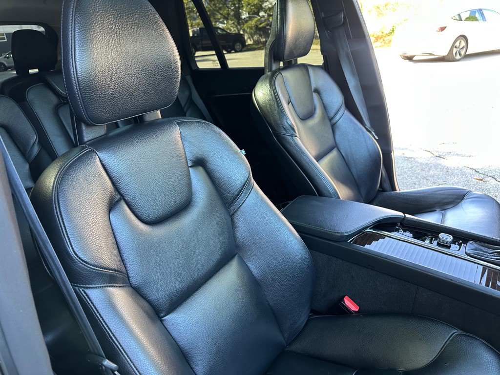 2017 Volvo XC90 Image 29