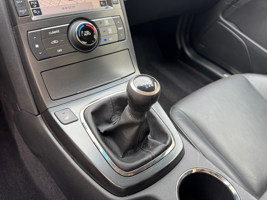 2011 Hyundai Genesis Image 18