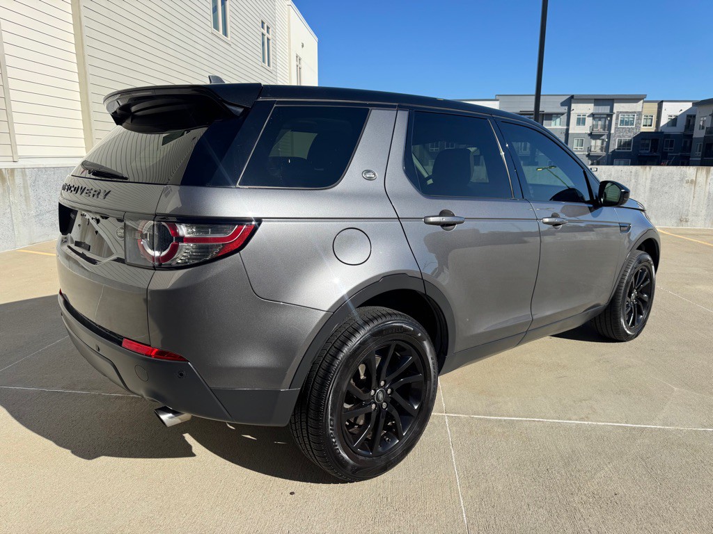 2016 Land Rover Discovery Sport Image 3