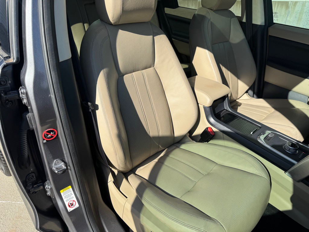 2016 Land Rover Discovery Sport Image 31