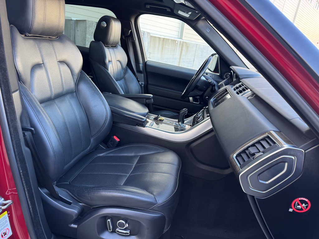 2016 Land Rover Range Rover Sport Image 32