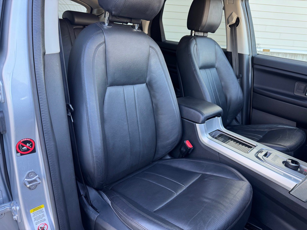 2019 Land Rover Discovery Sport Image 30
