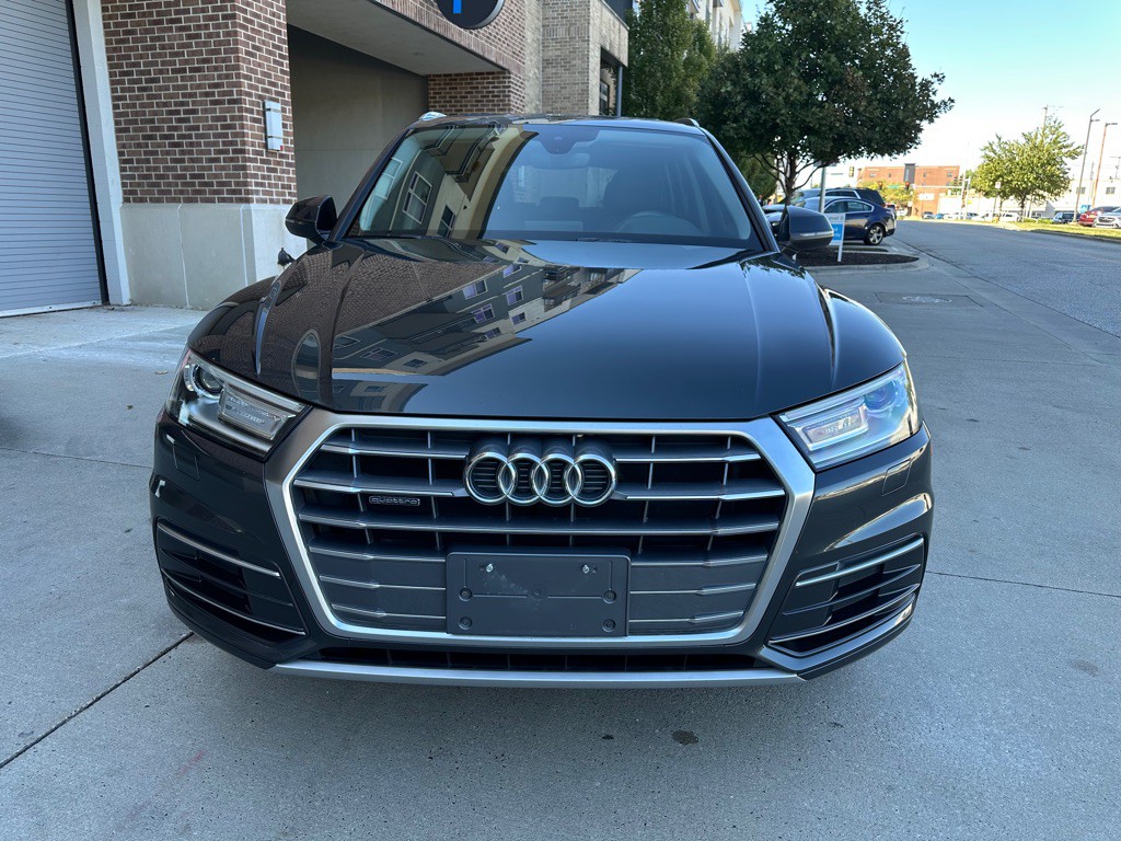 2018 Audi Q5 Image 2