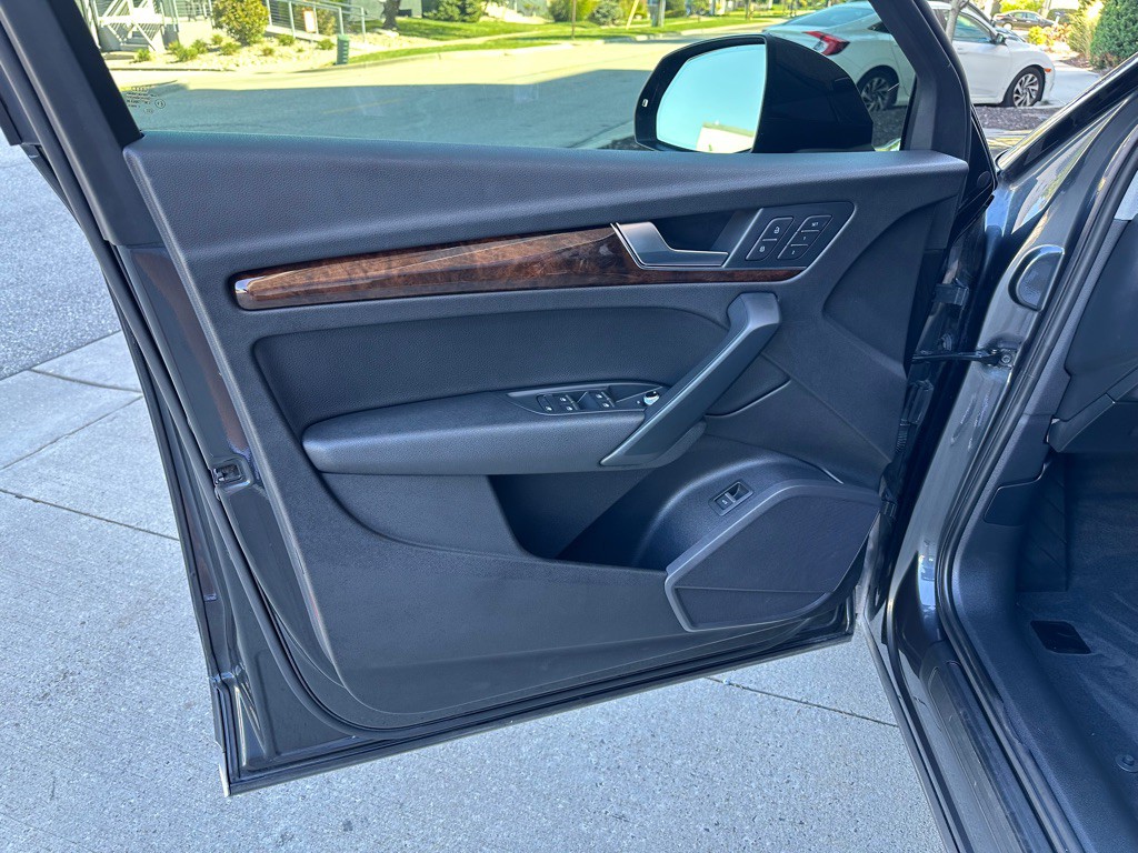 2018 Audi Q5 Image 9