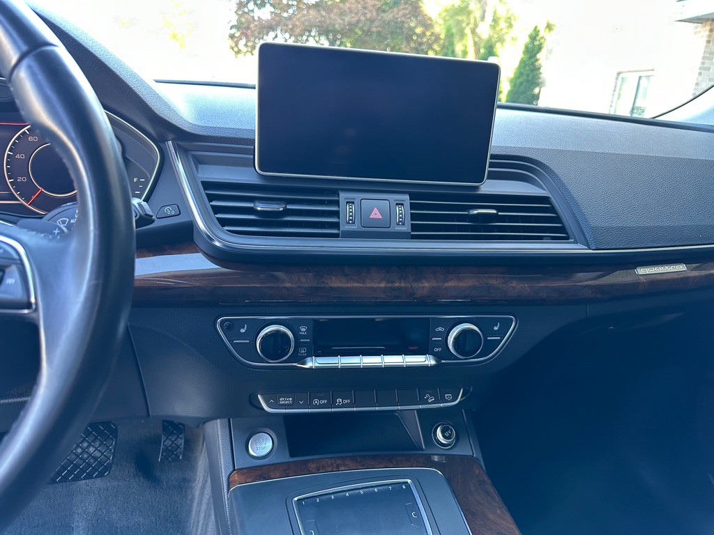2018 Audi Q5 Image 11