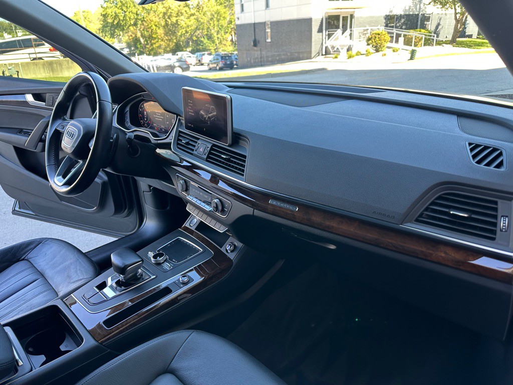 2018 Audi Q5 Image 22