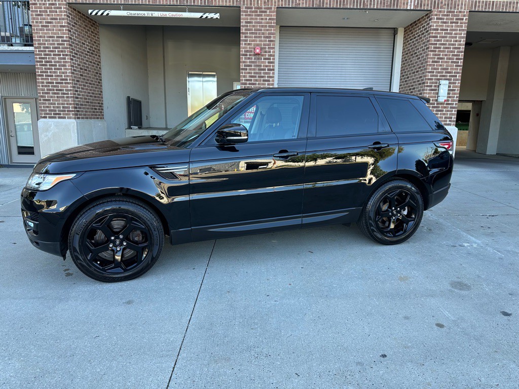 2017 Land Rover Range Rover Sport Image 4