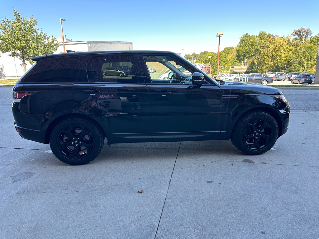 2017 Land Rover Range Rover Sport Image 8