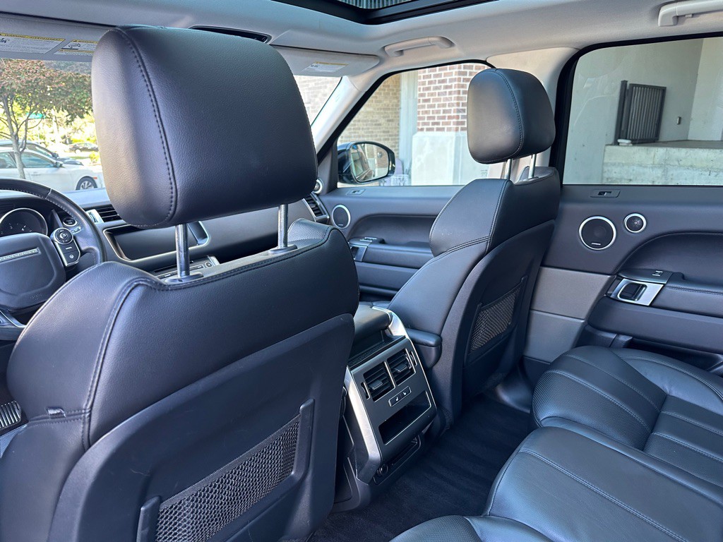 2017 Land Rover Range Rover Sport Image 16