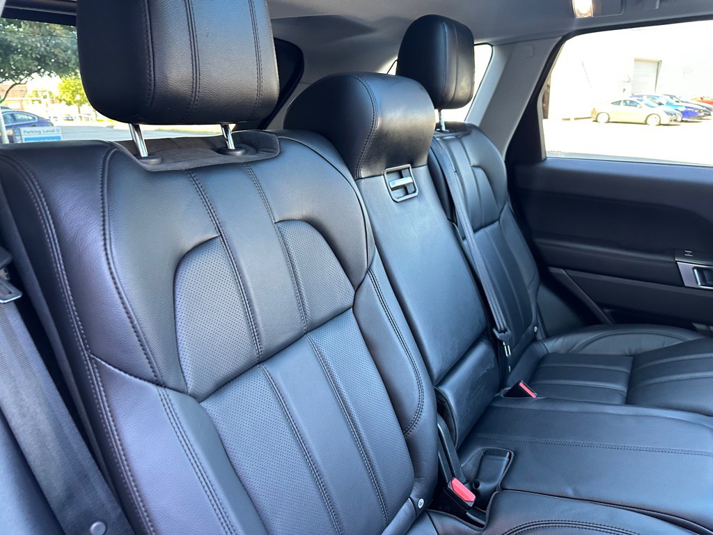 2017 Land Rover Range Rover Sport Image 22