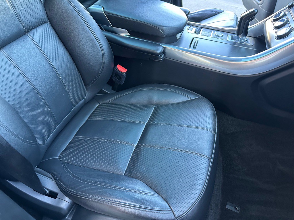2017 Land Rover Range Rover Sport Image 26