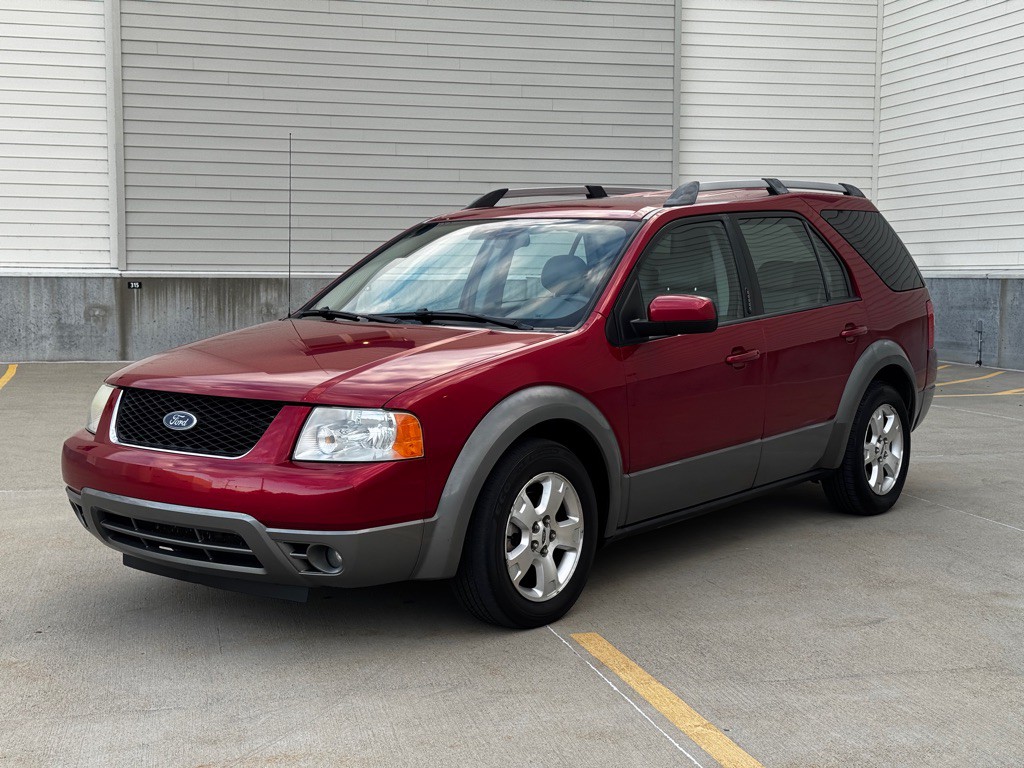 2005 Ford Freestyle Image 3