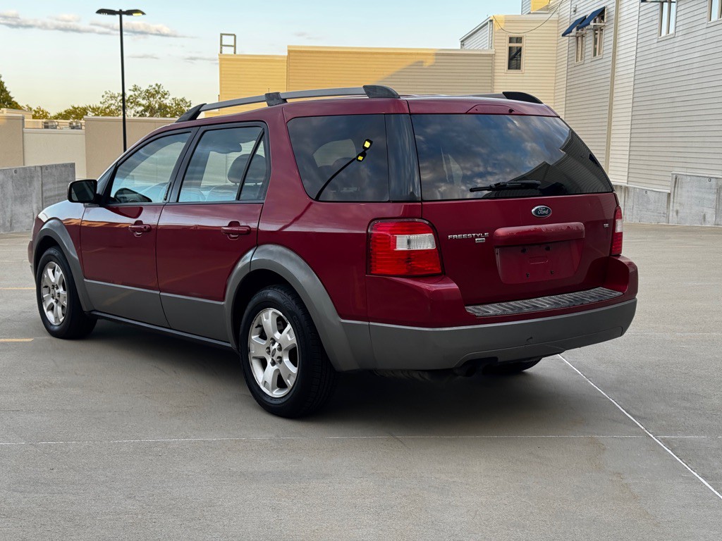 2005 Ford Freestyle Image 5