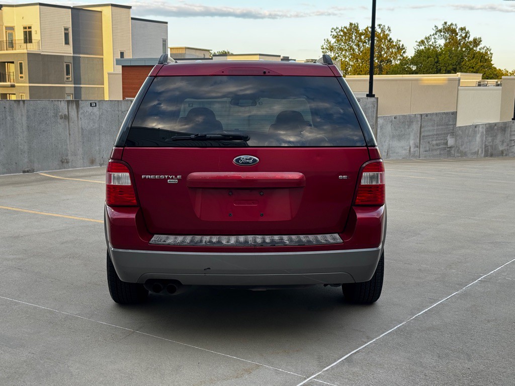 2005 Ford Freestyle Image 6