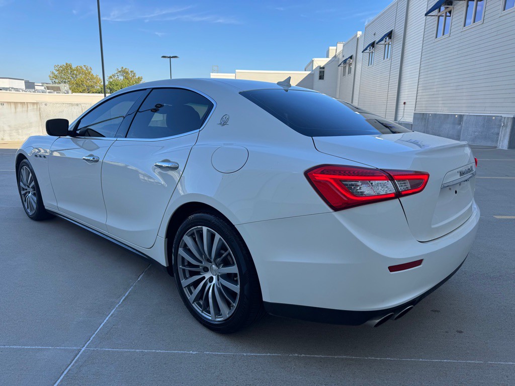 2016 Maserati Ghibli Image 5