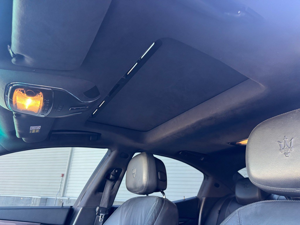 2016 Maserati Ghibli Image 12