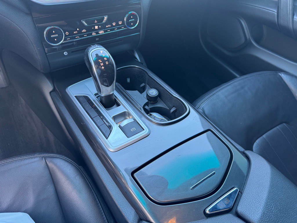 2016 Maserati Ghibli Image 18