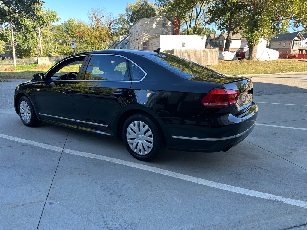 2014 Volkswagen Passat Image 5