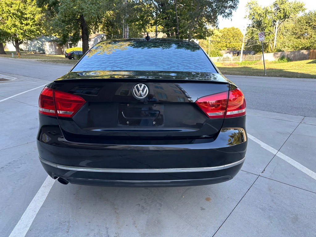 2014 Volkswagen Passat Image 6