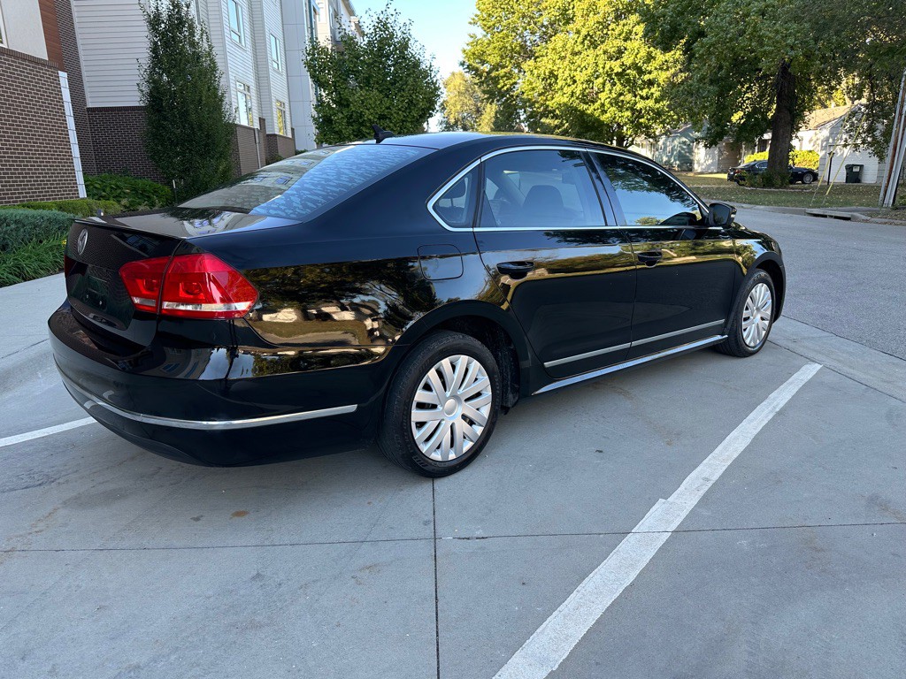 2014 Volkswagen Passat Image 7