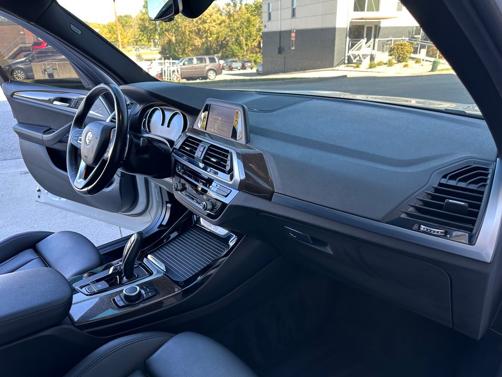 2019 BMW X3 Image 24
