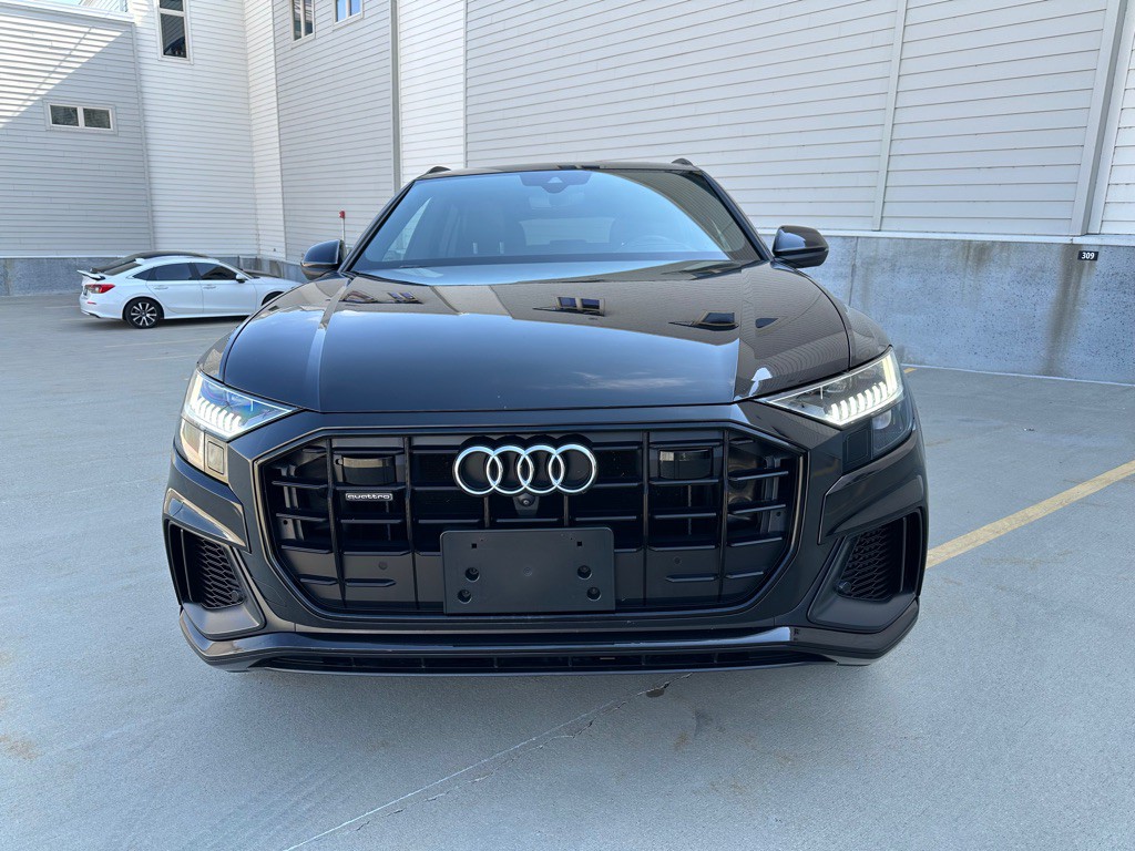 2020 Audi Q8 Image 2