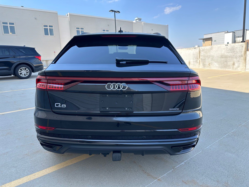 2020 Audi Q8 Image 6