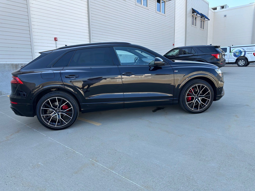 2020 Audi Q8 Image 8