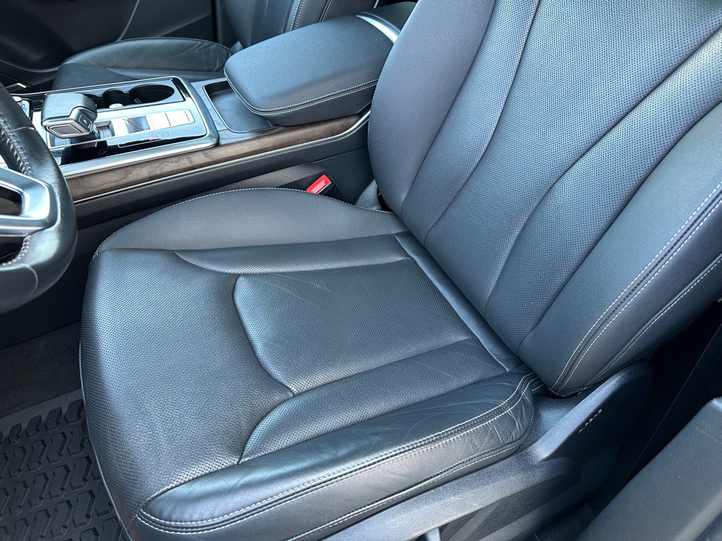 2020 Audi Q8 Image 16