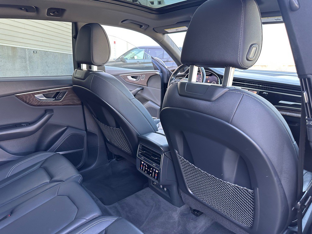 2020 Audi Q8 Image 23