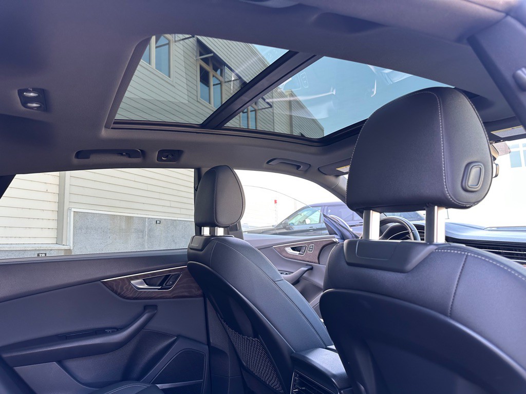 2020 Audi Q8 Image 24