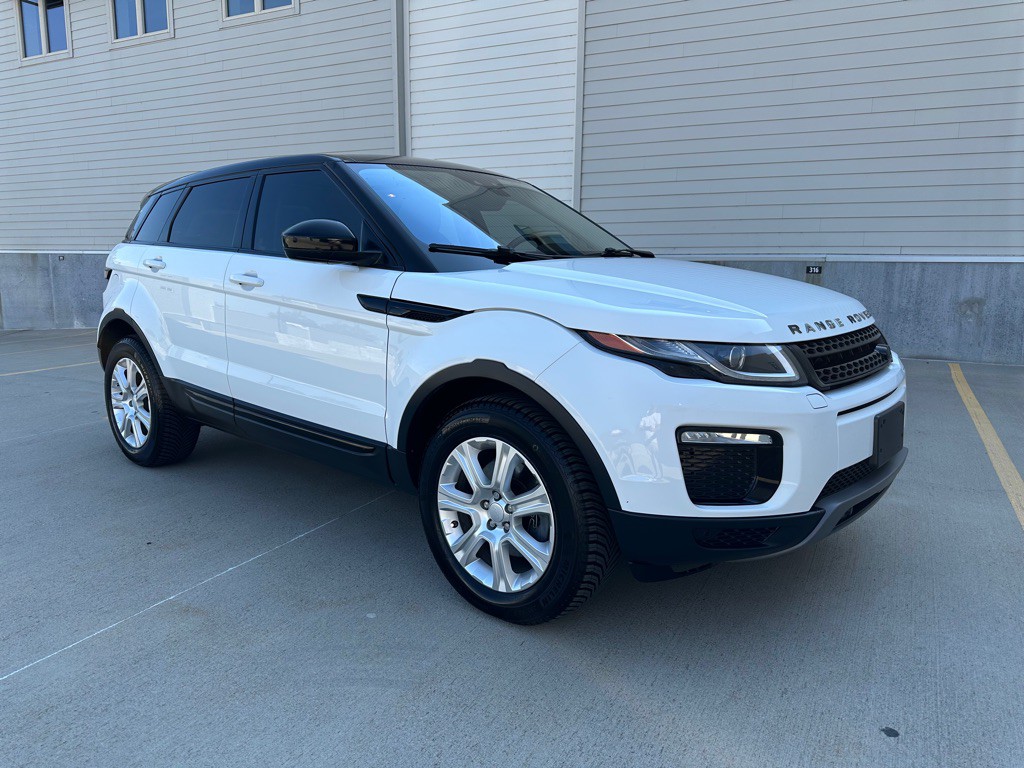 2017 Land Rover Range Rover Evoque Image 1