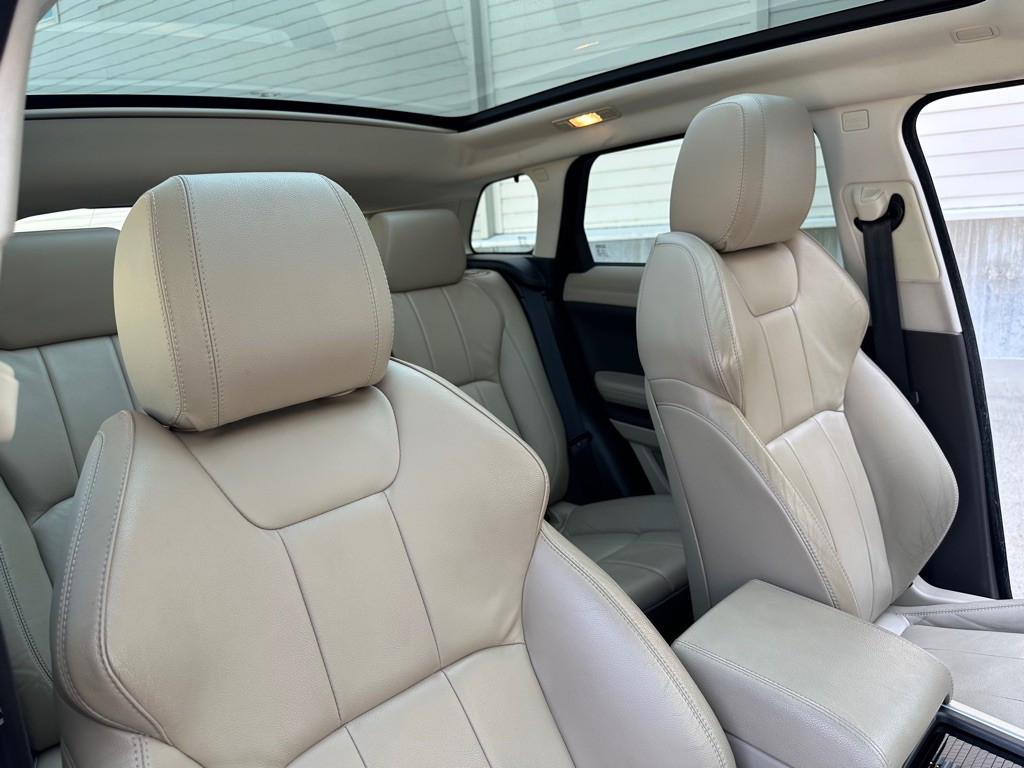 2017 Land Rover Range Rover Evoque Image 30