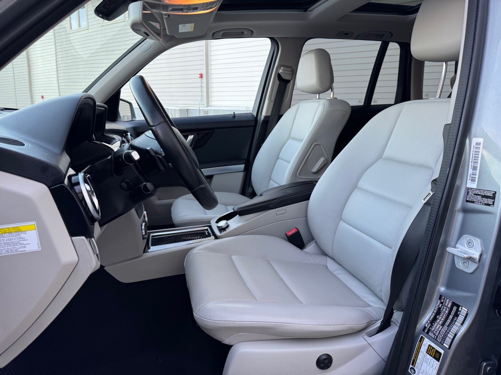 2014 Mercedes-Benz GLK-Class Image 11