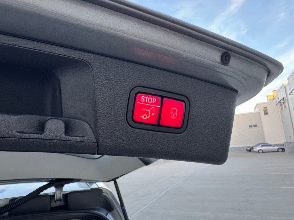 2014 Mercedes-Benz GLK-Class Image 25