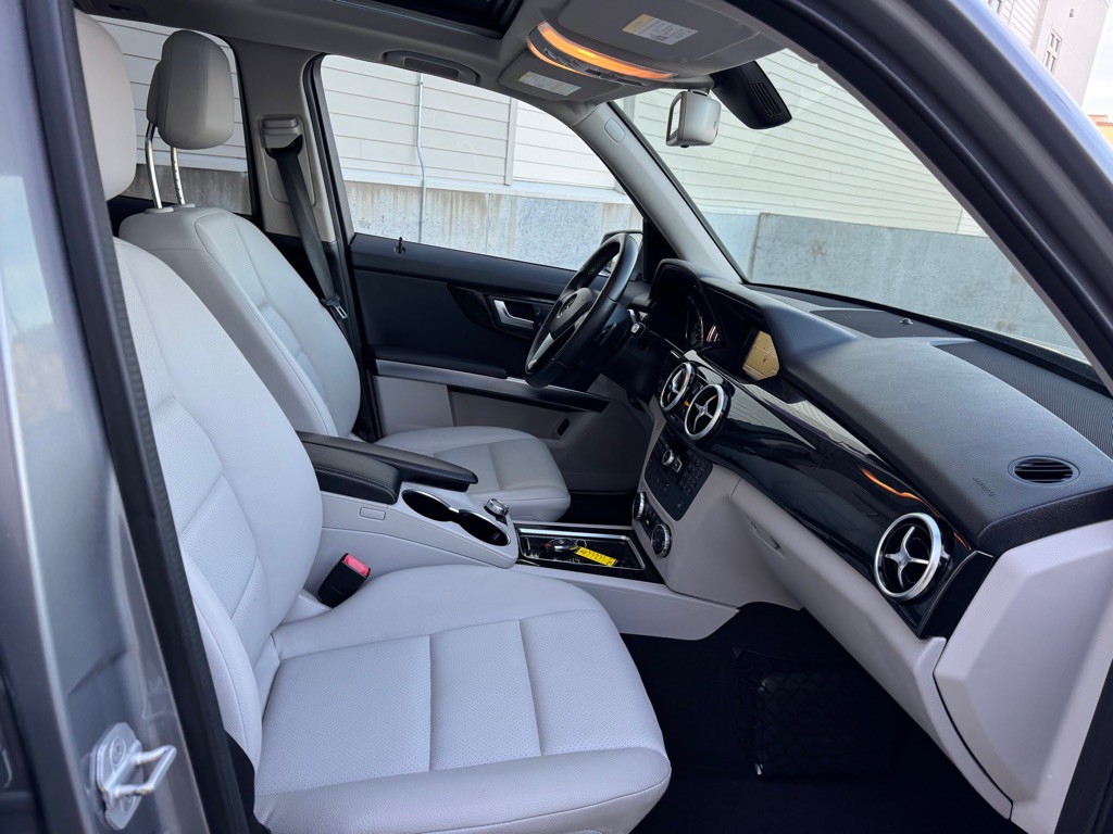2014 Mercedes-Benz GLK-Class Image 29