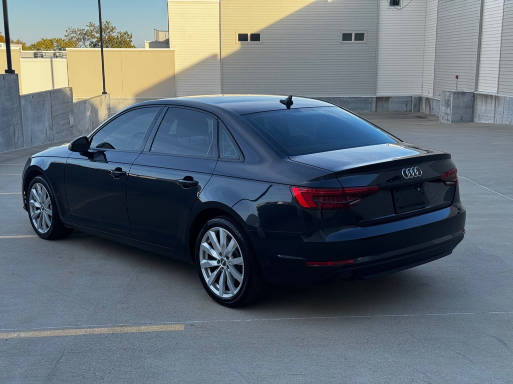2017 Audi A4 Image 5