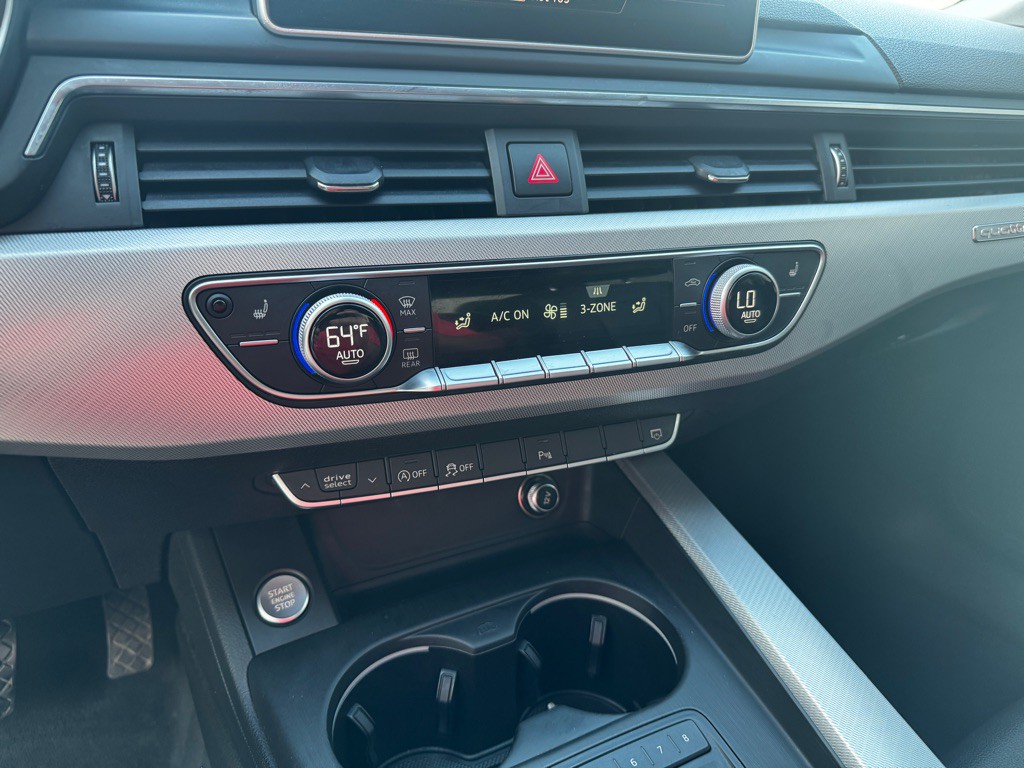 2017 Audi A4 Image 11