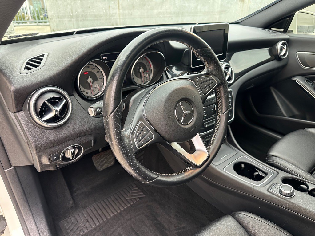 2016 Mercedes-Benz CLA-Class Image 11
